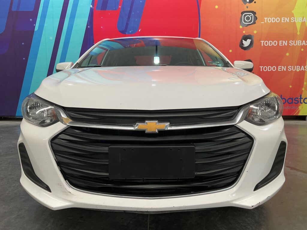 Chevrolet Onix 2022 4p LT L3/1.0/T Aut  2022 Chevrolet Onix Venta Exteriores 2