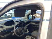 Peugeot Partner 2021 5p L4/1.6/T Diesel Man 2021 Peugeot Partner Ingreso Interiores 15
