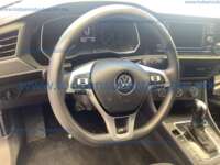 Volkswagen Jetta 2019 4p Trendline L4/1.4/T Aut IMG_3707