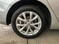 MG MG5 2023 4p Excite L4/1.5 Aut 2023 MG MG5 Venta Llantas 7