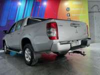 Mitsubishi L200 2021 4p Doble Cabina L4/2.4 Man 2WD    2021 Mitsubishi L200 Venta Exteriores 5