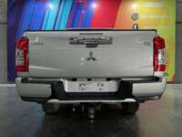 Mitsubishi L200 2021 4p Doble Cabina L4/2.4 Man 2WD    2021 Mitsubishi L200 Venta Exteriores 6