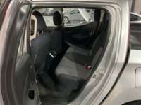 Mitsubishi L200 2021 4p Doble Cabina L4/2.4 Man 2WD    2021 Mitsubishi L200 Venta Interiores 16