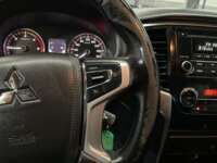 Mitsubishi L200 2021 4p Doble Cabina L4/2.4 Man 2WD    2021 Mitsubishi L200 Venta Interiores 6