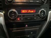 Mitsubishi L200 2021 4p Doble Cabina L4/2.4 Man 2WD    2021 Mitsubishi L200 Venta Interiores 8