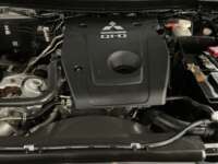 Mitsubishi L200 2021 4p Doble Cabina L4/2.4 Man 2WD    2021 Mitsubishi L200 Venta Motor 2