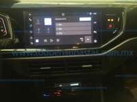 Volkswagen Nivus 2023 5p Highline L3/1.0/T Tiptronic 2023 Volkswagen Nivus Ingreso Interiores 8