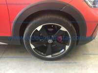 Volkswagen Nivus 2023 5p Highline L3/1.0/T Tiptronic 2023 Volkswagen Nivus Ingreso Llantas 0