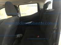 Nissan NP300 Doble Cabina 2020 4p SE L4/2.5 Man A/C Paq Seg 2020 Nissan NP300 Doble Cabina Ingreso Interiores 13