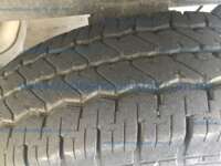 Nissan NP300 Doble Cabina 2020 4p SE L4/2.5 Man A/C Paq Seg 2020 Nissan NP300 Doble Cabina Ingreso Llantas 7