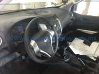 Nissan NP300 Doble Cabina 2020 4p SE L4/2.5 Man A/A Paq. Seg. 2020 Nissan NP300 Doble Cabina Ingreso Interiores 0