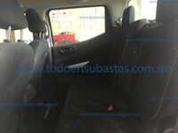 Nissan NP300 Doble Cabina 2020 4p SE L4/2.5 Man A/A Paq. Seg. 2020 Nissan NP300 Doble Cabina Ingreso Interiores 12