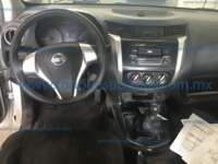 Nissan NP300 Doble Cabina 2020 4p SE L4/2.5 Man A/A Paq. Seg. 2020 Nissan NP300 Doble Cabina Ingreso Interiores 2