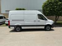 Mercedes-Benz Sprinter Cargo Van 2022 5p 311 Mediana Básico L4/2.14/TDI A/A Man 2022 Mercedes-Benz Sprinter Cargo Van Venta Exteriores 4