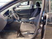 Volkswagen Jetta 2016 4p L4/2.0 Man 2016 Volkswagen Jetta Ingreso Interiores 1