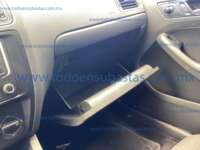 Volkswagen Jetta 2016 4p L4/2.0 Man 2016 Volkswagen Jetta Ingreso Interiores 14