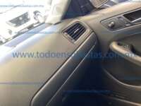 Volkswagen Jetta 2016 4p L4/2.0 Man 2016 Volkswagen Jetta Ingreso Interiores 19