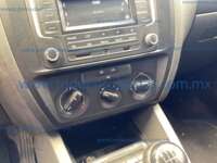 Volkswagen Jetta 2016 4p L4/2.0 Man 2016 Volkswagen Jetta Ingreso Interiores 9