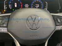 Volkswagen Taos 2023 5p Comfortline L4/1.4/T Tiptronic IMG_0773