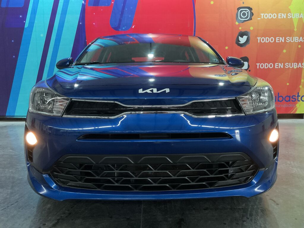 Kia Rio 2023 5p LX L4/1.6 Aut 2023 Kia Rio Venta Exteriores 2