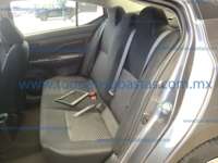 Nissan Versa 2023 4p Advance L4/1.6 Aut IMG_5142