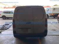 Peugeot Partner 2021 5p L4/1.6/T Diesel Man 2021 Peugeot Partner Ingreso Exteriores 5