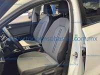 Seat León 2024 5p Style L4/1.4/T Aut IMG_5182