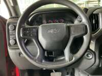 Chevrolet Silverado 2023 4p Doble Cabina Custom V8/5.3 Aut 4X4 IMG_2400