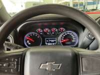 Chevrolet Silverado 2023 4p Doble Cabina Custom V8/5.3 Aut 4X4 IMG_2390