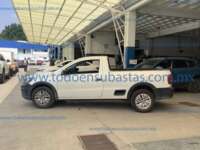 Volkswagen Saveiro 2023 2p Robust L4/1.6 Man A/A IMG_5745