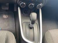 Chevrolet Onix 2024 4p LT L3/1.0/T Aut IMG_4929