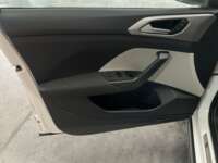 Volkswagen Taigun 2024 5p Comfortline L3/1.0/T Tiptronic 2024 Volkswagen Taigun Venta Interiores 15