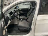 Volkswagen Taigun 2024 5p Comfortline L3/1.0/T Tiptronic 2024 Volkswagen Taigun Venta Interiores 16