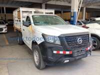 Nissan NP300 Estacas 2021 2p L4/2.5 Man A/A Línea Nueva 2021 Nissan NP300 Estacas Ingreso Exteriores 2