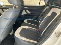 Volkswagen Taigun 2024 5p Highline L3/1.0/T Tiptronic 2024 Volkswagen Taigun Ingreso Interiores 19