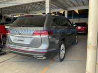 Volkswagen Teramont 2023 5p Trendline L4/2.0/T Tiptronic IMG_8622