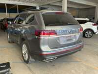 Volkswagen Teramont 2023 5p Trendline L4/2.0/T Tiptronic IMG_8624