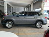 Volkswagen Teramont 2023 5p Trendline L4/2.0/T Tiptronic IMG_8625