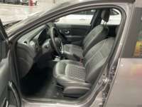 Renault Logan 2023 4p Intens L4/1.6 CVT 2023 Renault Logan Venta Interiores 14