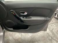 Renault Logan 2023 4p Intens L4/1.6 CVT 2023 Renault Logan Venta Interiores 15