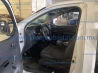 Nissan NP300 Estacas 2021 2p L4/2.5 Man A/A Línea Nueva 2021 Nissan NP300 Estacas Ingreso Interiores 1