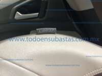 Volkswagen T-Cross 2022 5p Highline L4/1.6 Tiptronic 2022 Volkswagen T-Cross Ingreso Interiores 24