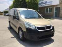 Peugeot Partner Maxi 2019 5p L4/1.6/T Diesel Man 2019 Peugeot Partner Maxi Venta Exteriores 3