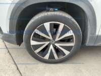 Volkswagen Taos 2023 5p Comfortline L4/1.4/T Tiptronic 2023 Volkswagen Taos Ingreso Llantas 9