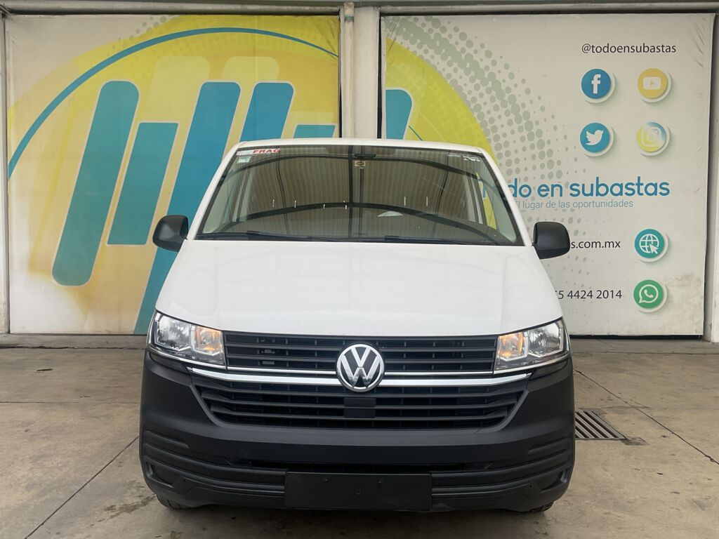 Volkswagen Transporter 2024 5p Cargo L4/2.0/TDI Man A/A 2024 Volkswagen Transporter Venta Exteriores 2