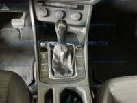 Volkswagen Jetta 2024 4p Trendline L4/1.4/T Tiptronic IMG_3082