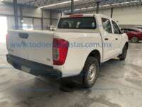 Nissan NP300 Doble Cabina 2020 4p S L4/2.5 Man A/A 2020 Nissan NP300 Doble Cabina Ingreso Exteriores 4