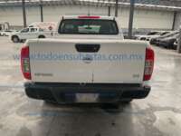 Nissan NP300 Doble Cabina 2020 4p S L4/2.5 Man A/A 2020 Nissan NP300 Doble Cabina Ingreso Exteriores 5