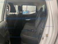 Nissan NP300 Doble Cabina 2020 4p S L4/2.5 Man A/A IMG_1316