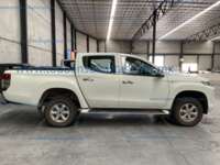 Mitsubishi L200 2021 4p Doble L4/2.5/T Diesel Man 4x4 IMG_5817